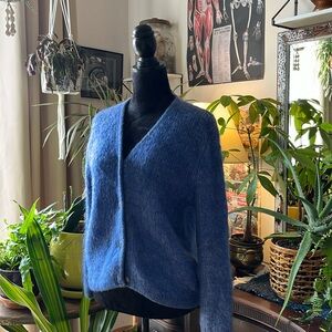 Unbranded vintage fuzzy blue sweater, size M, four buttons